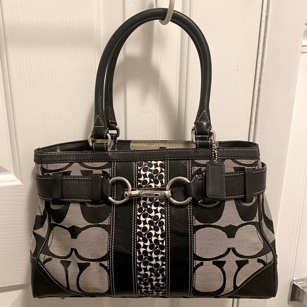 Small vintage Coach tote.  Used only a few times / great condition.